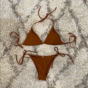 Sexy bronze caramel bikini
